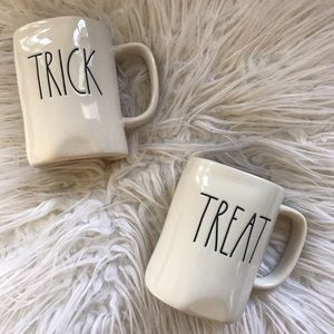 ‼️SOLD‼️ Rae Dunn Trick or Treat Halloween Set 🌙